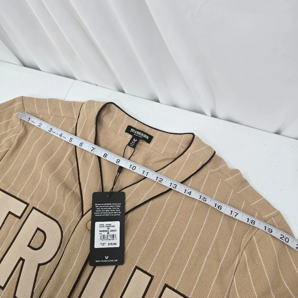 NWT True Religion Baseball Jersey #700585 Travertine Tan Mens Size M Tweed Feel.